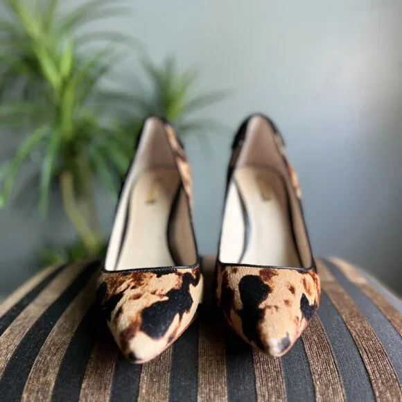 🚨SOLD🚨Louise et Cie Cow Hair Leather Heel Bow Size 10 - Picture 3 of 9